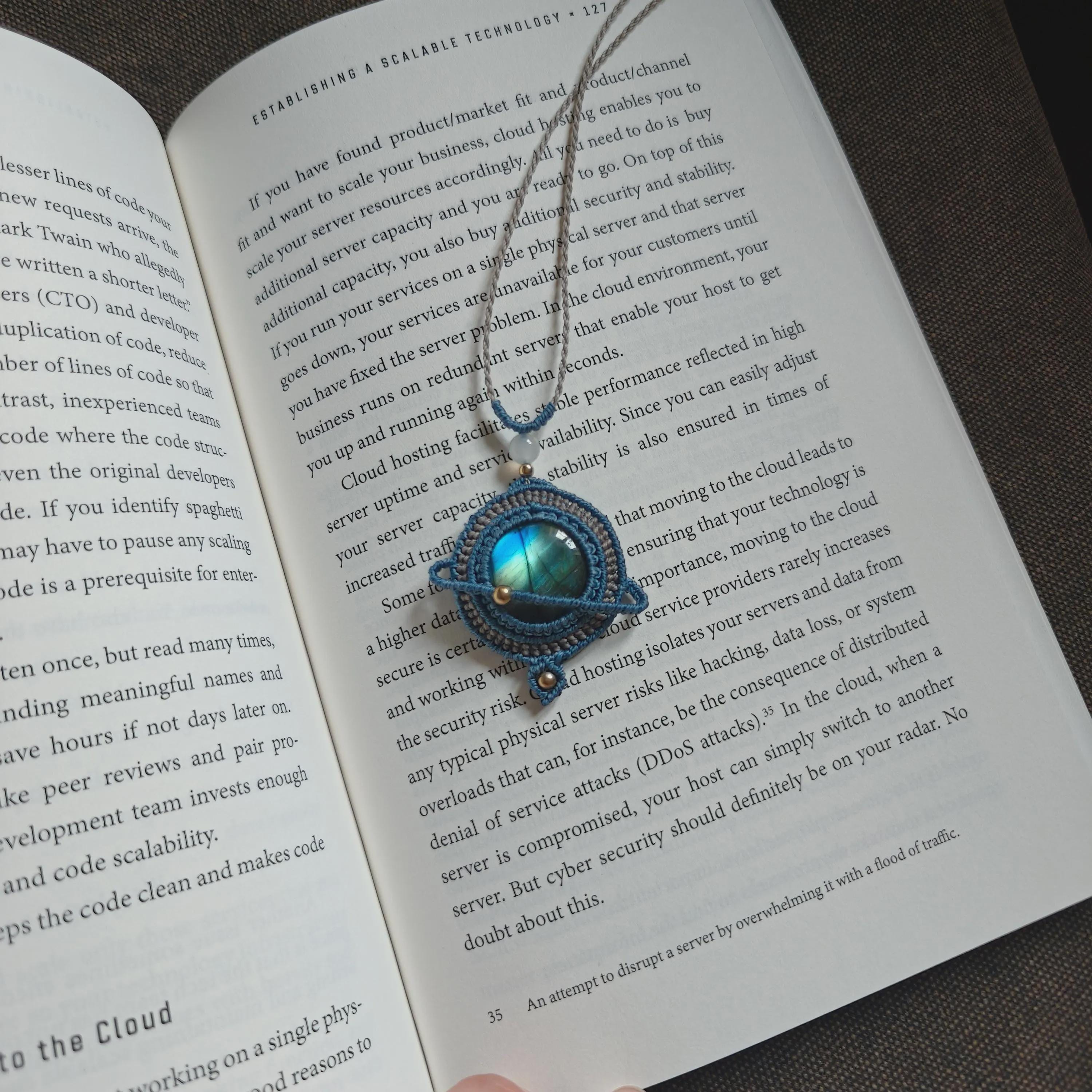 Labradorite Planet Necklace — Unique