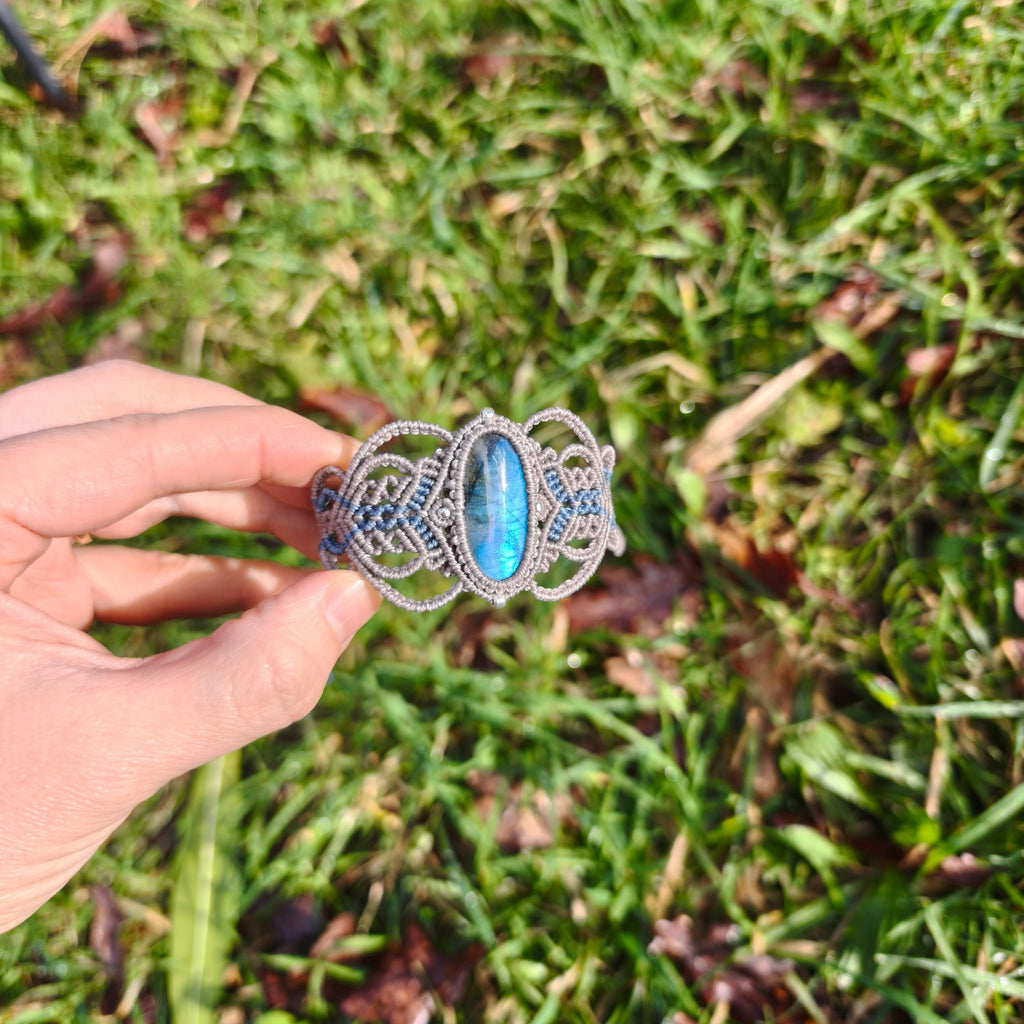 Labradorite Bracelet - Unique