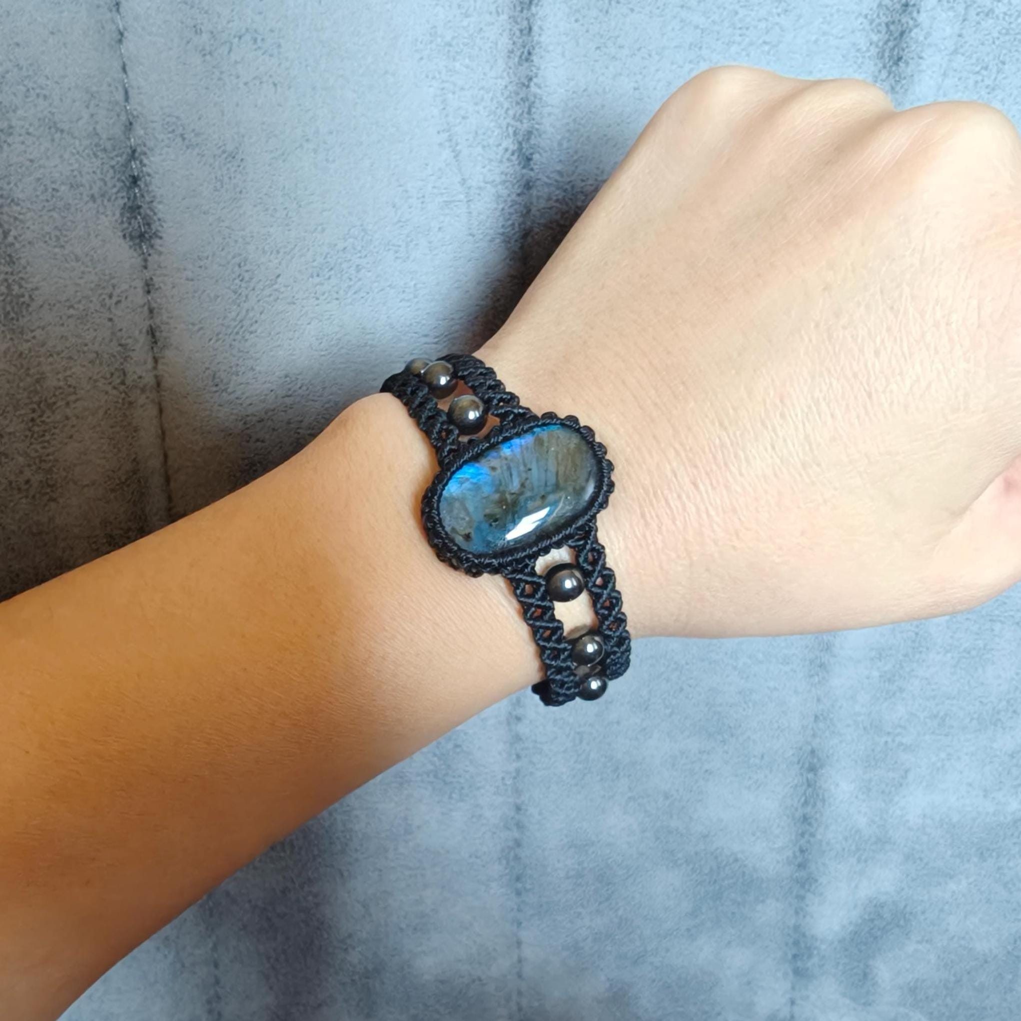 Labradorite bracelet - Unique