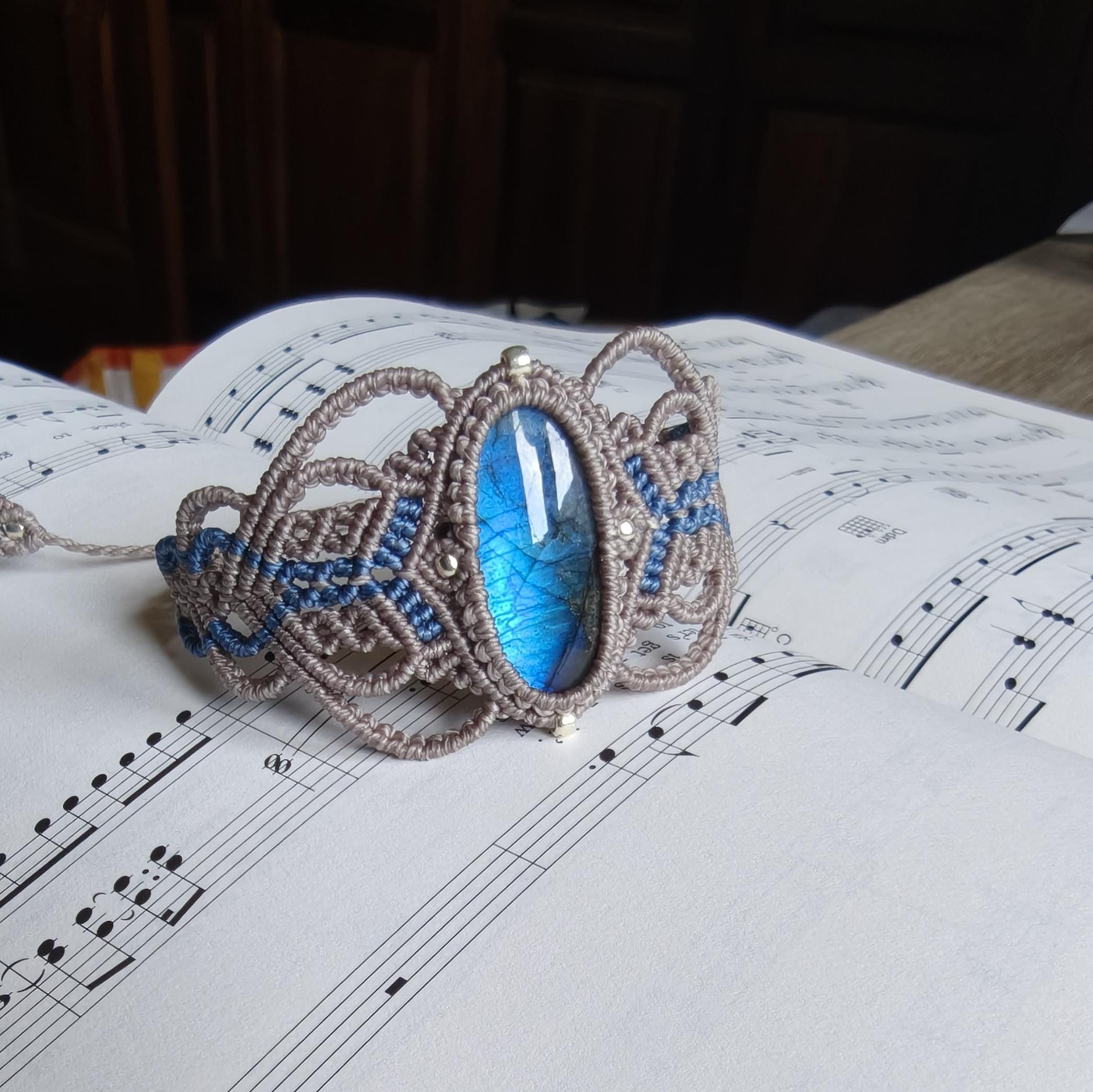 Labradorite Bracelet - Unique