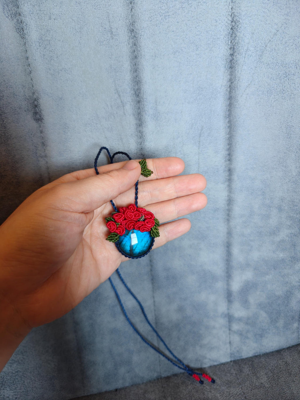 Labradorite pendant - Unique