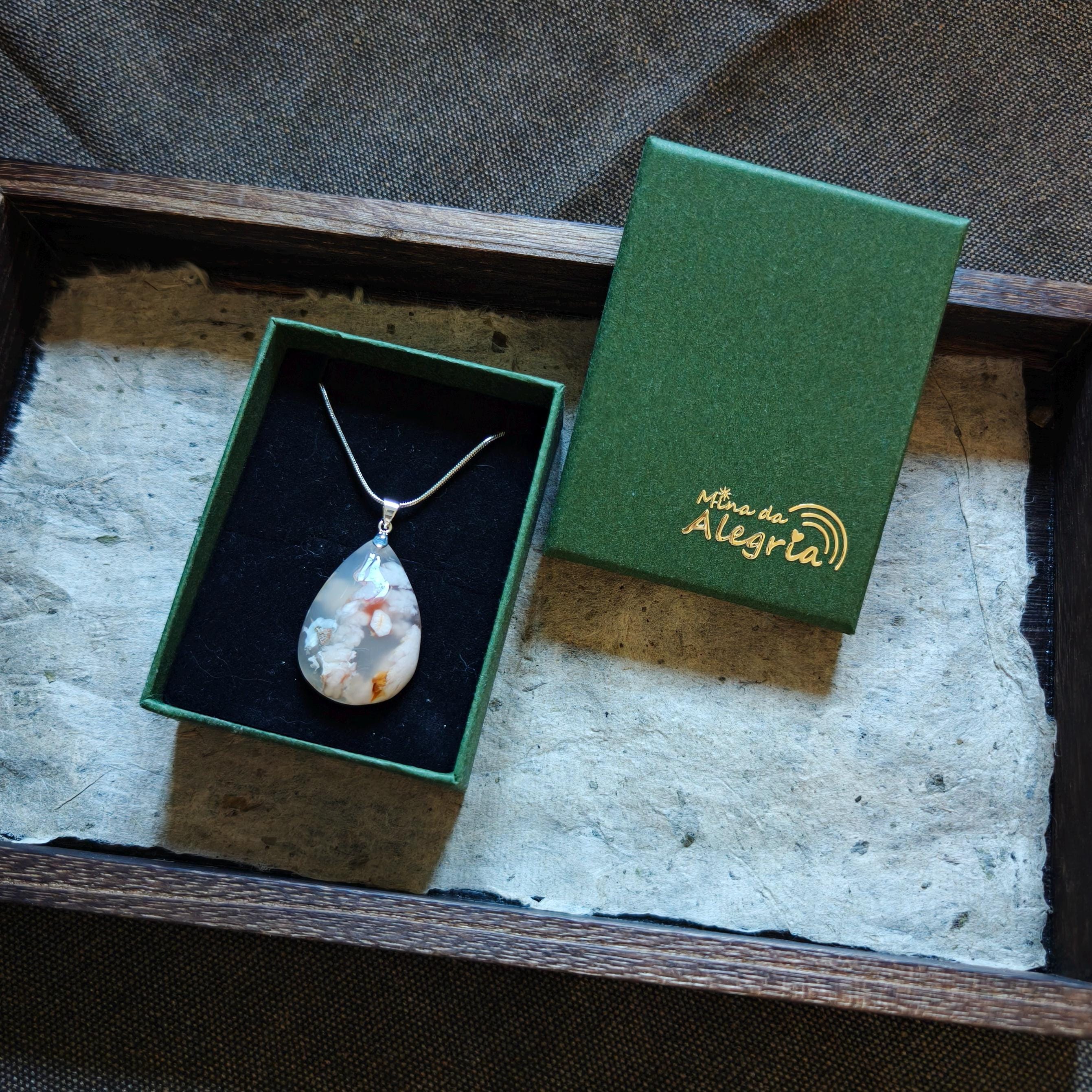 Cherry Blossom Agate Necklace – Unique