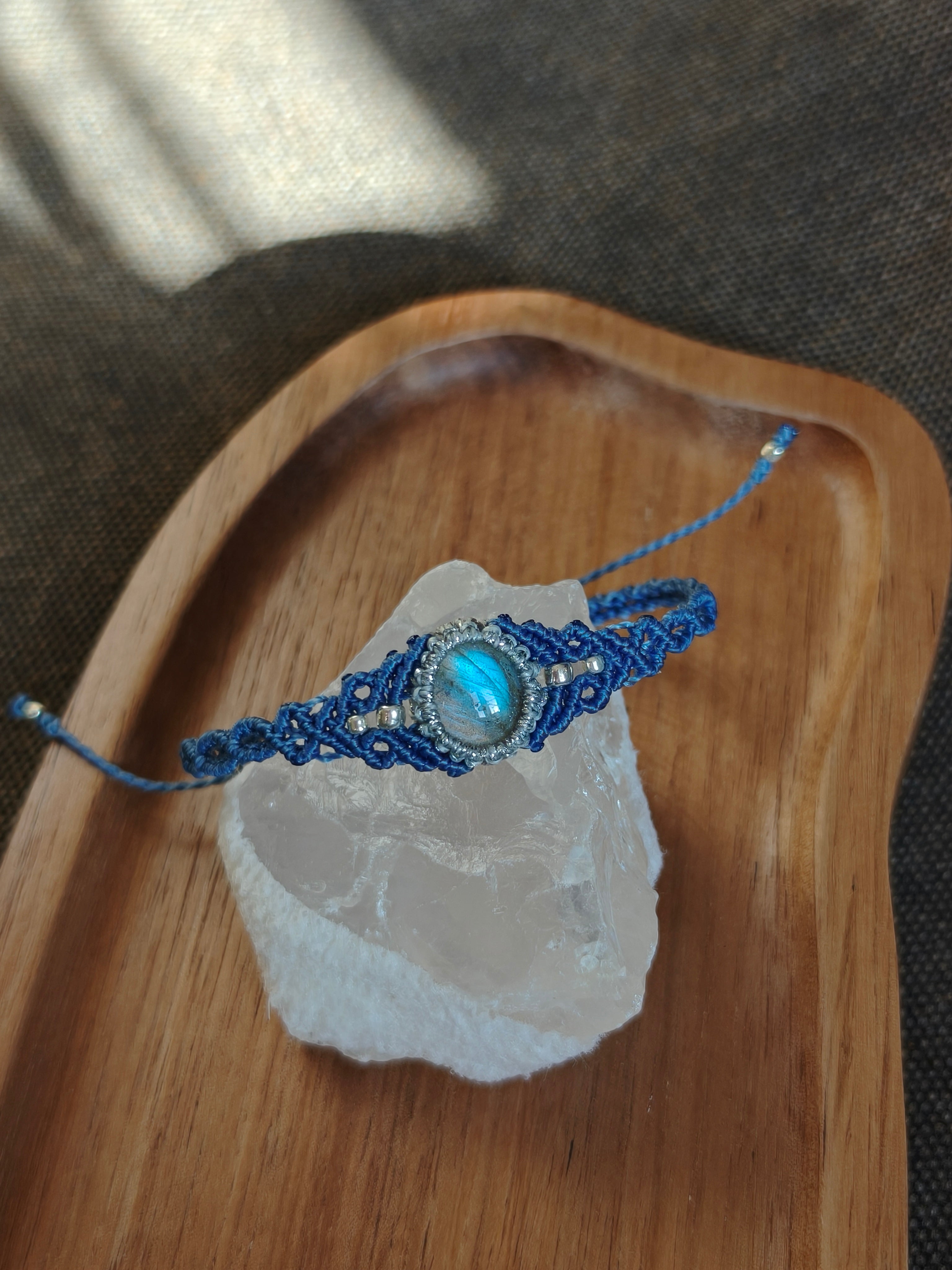 labradorite bracelet
