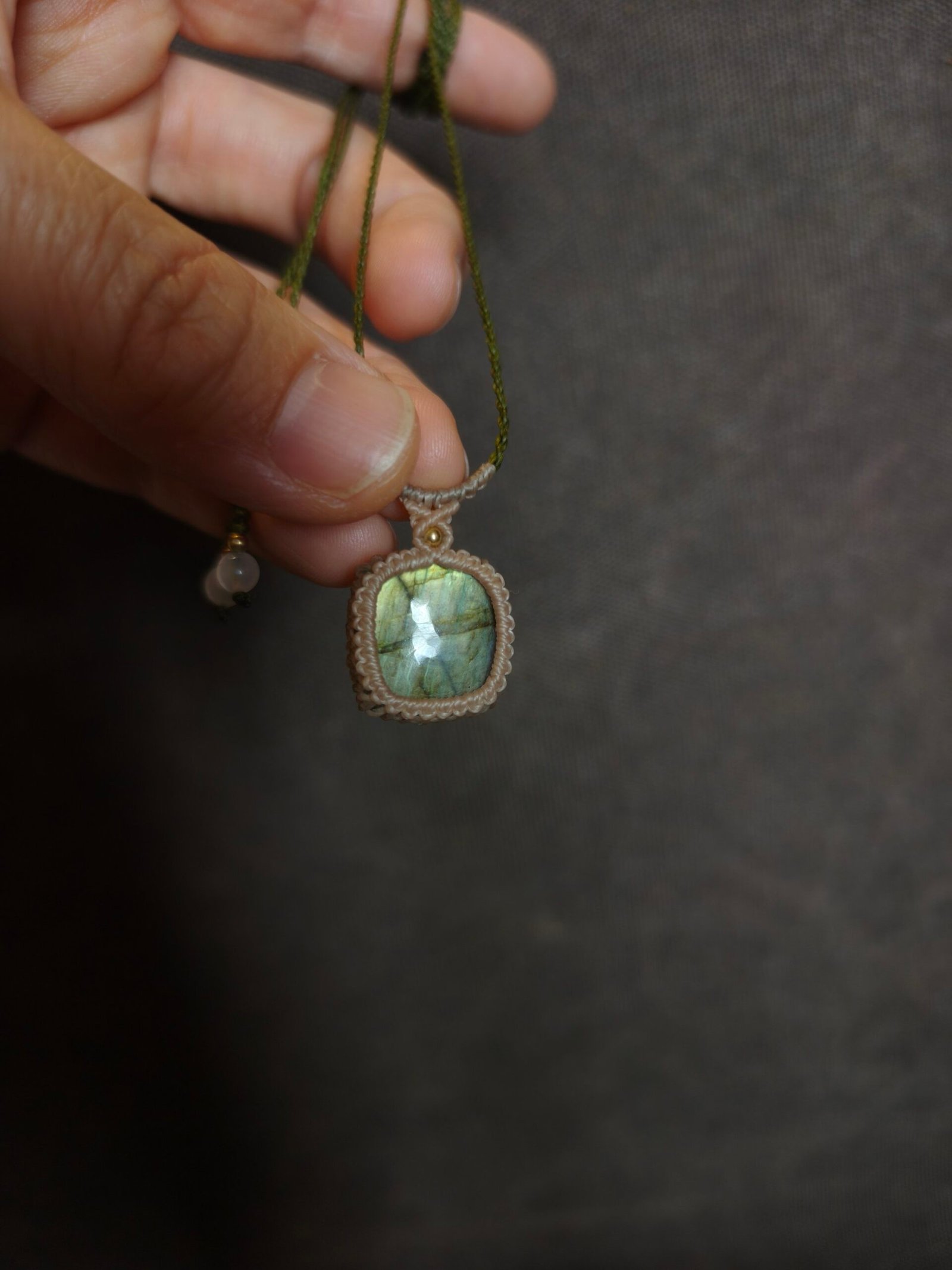 Green Labradorite Necklace - Image 4